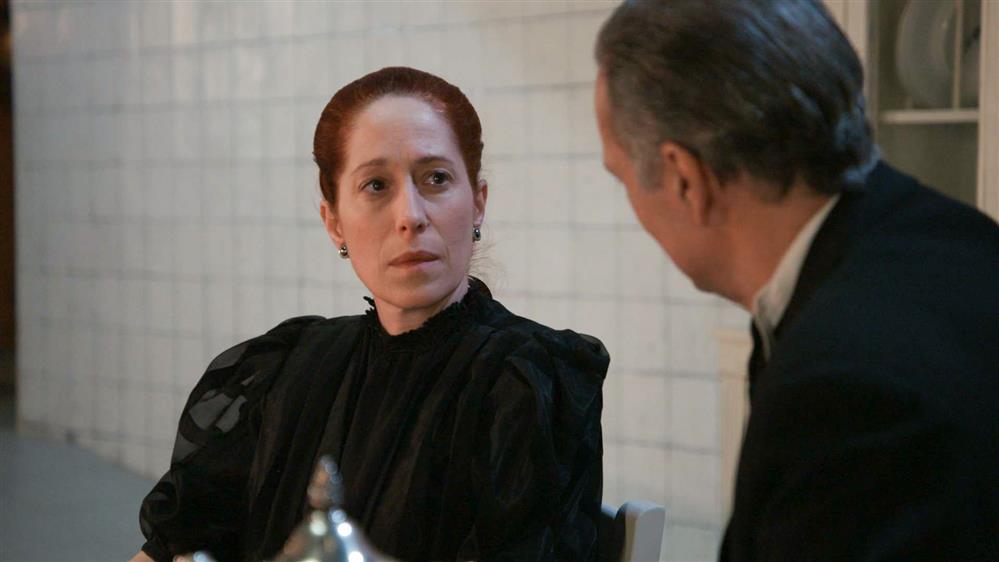 Κόρα Καρβούνη Κόρα Καρβούνη