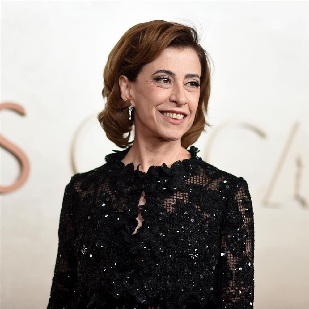 εμφανισεις εμφανισεις