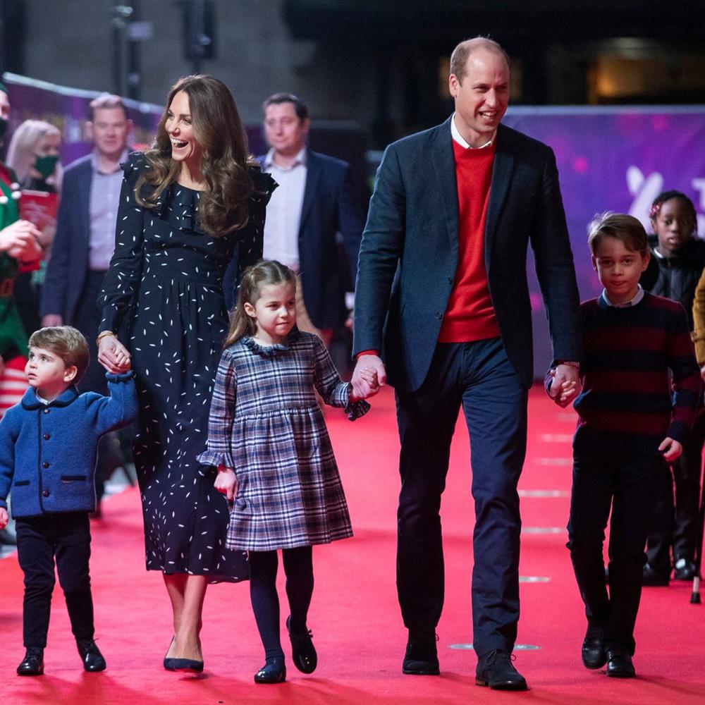 Πριγκίπισσα Σάρλοτ: Έγινε 10 ετών - Το πορτρέτο για τα γενέθλιά της από την Κέιτ Μίντλετον