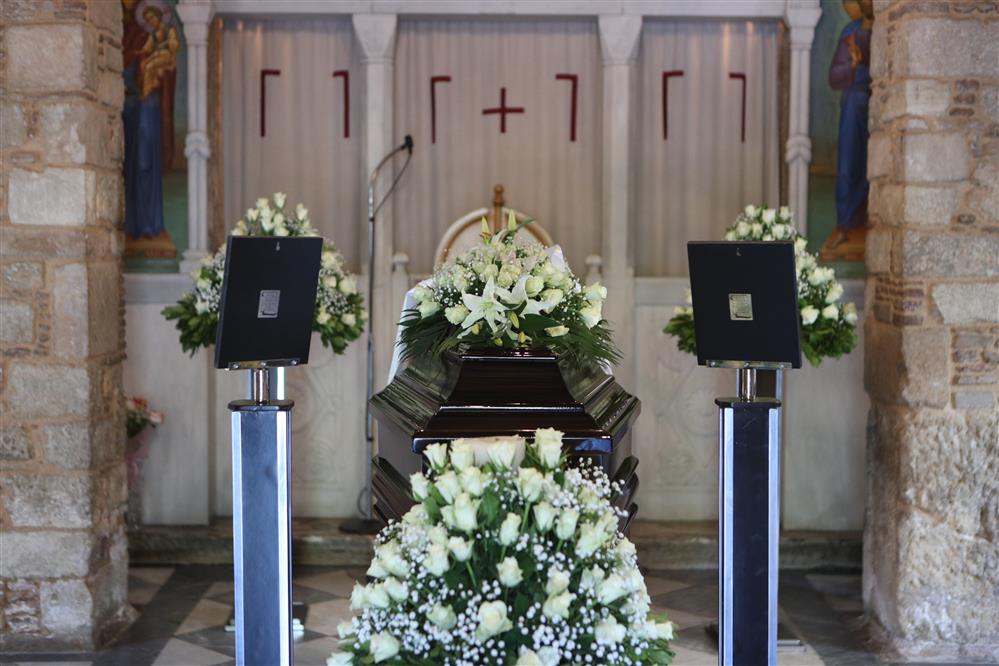 Πετρολούκας - Χαλκιάς - λαϊκό - προσκύνημα