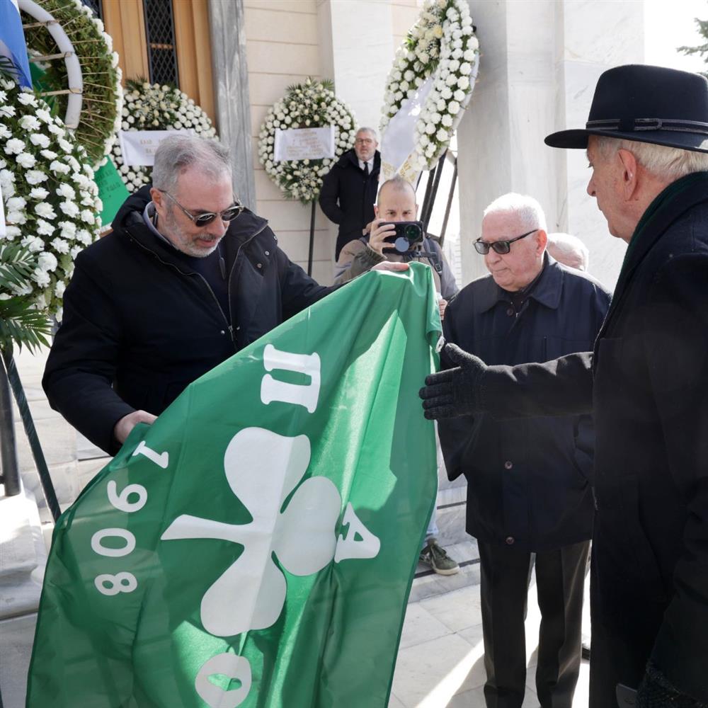 Τάκης Οικονομόπουλος Τάκης Οικονομόπουλος