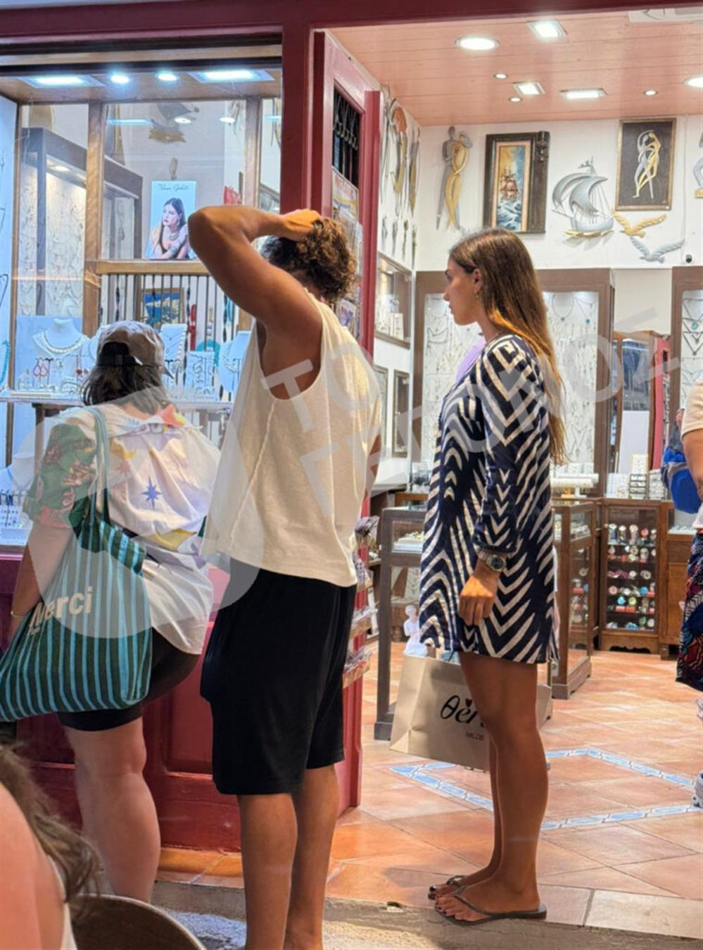 Κωνσταντίνος Βασάλος & Δανάη Βαρθολομάτου Κωνσταντίνος Βασάλος & Δανάη Βαρθολομάτου