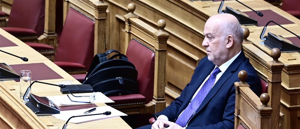 Βουλή - Τριαντόπουλος Βουλή - Τριαντόπουλος