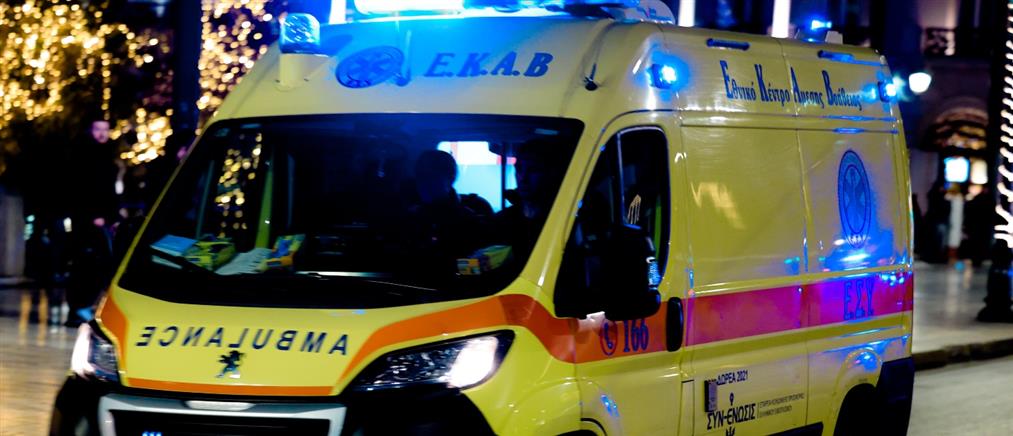 Τροχαίο ατύχημα στον ΒΟΑΚ με ανατροπή και εγκλωβισμό: Στο νοσοκομείο ο 36χρονος οδηγός