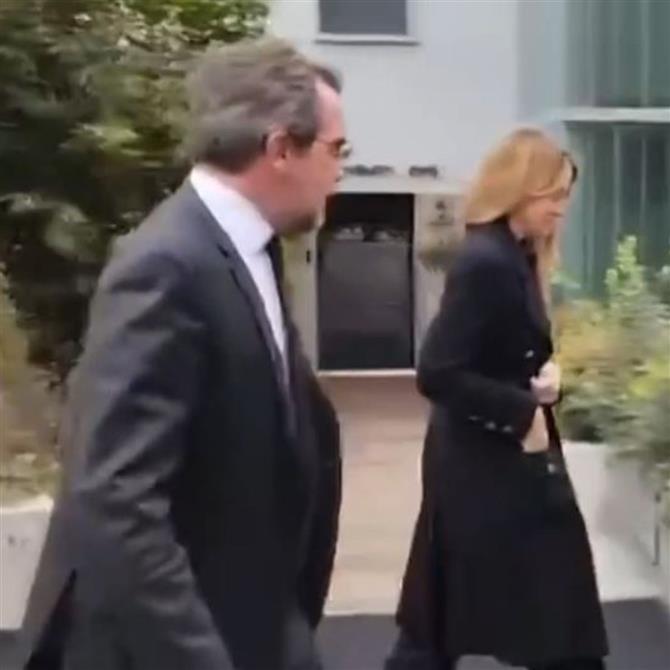 Νικόλαος Ντε Γκρες - Χρυσή Βαρδινογιάννη: Οι νέες πληροφορίες για τον γάμο τους 
