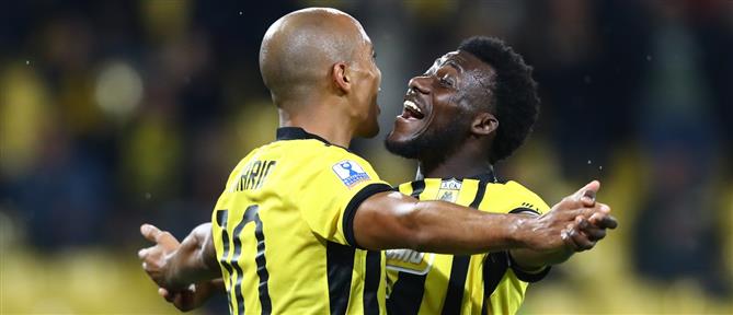 Η ΑΕΚ νίκησε 2-0 τον ΟΦΗ και... περιμένει για να δει αν θα «μείνει» στην πρώτη τετράδα