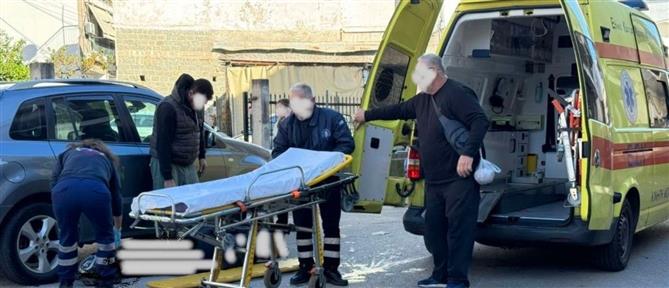 Αγρίνιο: Σοβαρό τροχαίο με τραυματία νεαρό διανομέα (εικόνες)