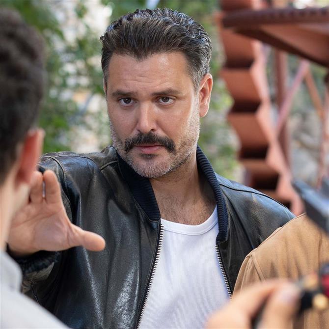 "Γιατί ρε πατέρα;" - Γνωρίστε τους πρωταγωνιστές της νέας κωμικής σειράς του ΑΝΤ1