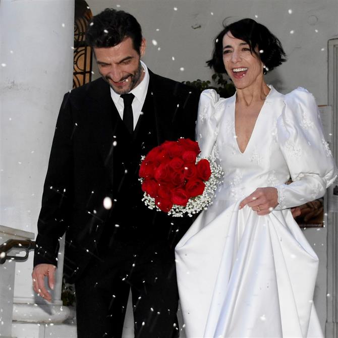 Έλενα Τοπαλίδου: "Το θέμα της απιστίας είναι σχετικό για μένα - Μέσα μου ανήκω ακόμα στον Νίκο Κουρή"