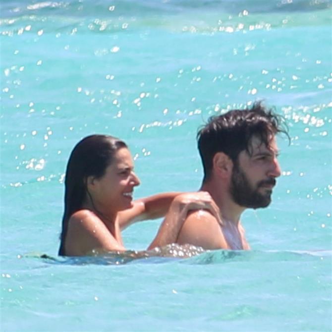 Ηλιάνα Παπαγεωργίου: Η απάντηση για τον γάμο της με τον Γιάννη Καραβασάνη - "Μήπως φαίνεται σαν να βιάζομαι να παντρευτώ;"