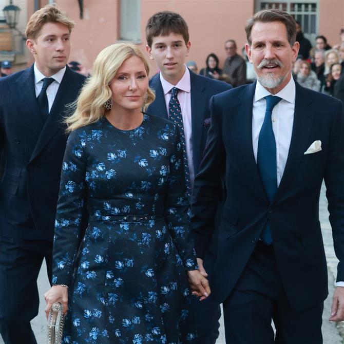 Νικόλαος Ντε Γκρες & Χρυσή Βαρδινογιάννη: Η άφιξη του Παύλου και της Μαρί Σαντάλ στην εκκλησία μαζί με τα παιδιά τους