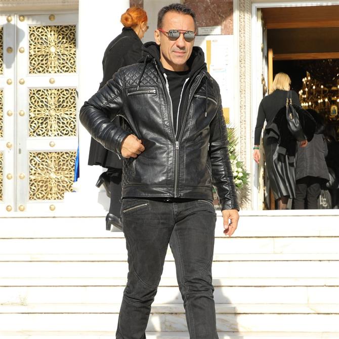 Ο Πέτρος Ίμβριος για τον θάνατο της μητέρας του: "Έχω ακόμη τύψεις που δεν μπόρεσα να της κρατήσω το χέρι"