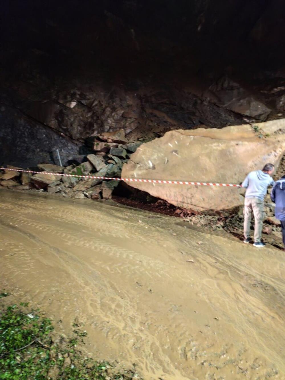 Αγρίνιο - κατολισθήσεις Αγρίνιο - κατολισθήσεις