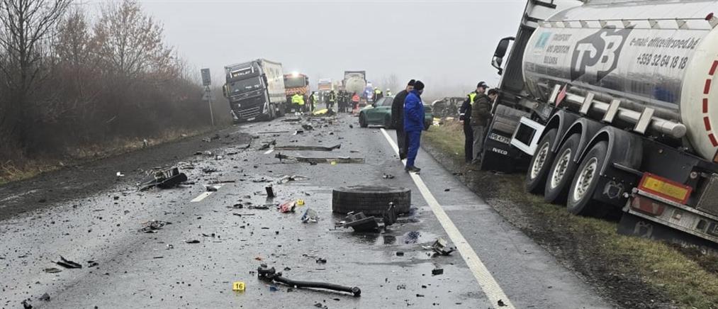 Στο αεροδρόμιο της Τιμισοάρα οι 7 σοροί των οπαδών του ΠΑΟΚ -Θα μεταφερθούν με C-130 στην Ελλάδα