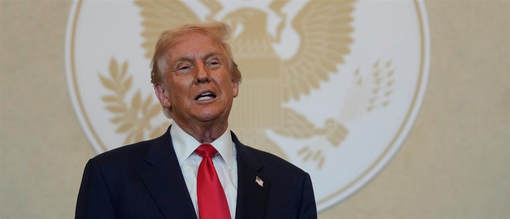 Τραμπ: Το Ιράν θέλει συμφωνία - Μια μεγάλη αρμάδα κατευθύνεται στην περιοχή